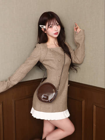 モデル:158cm(着用サイズ:FREE 着用カラー:BRN)