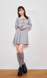モデル:158cm(着用サイズ:FREE 着用カラー:GRY)