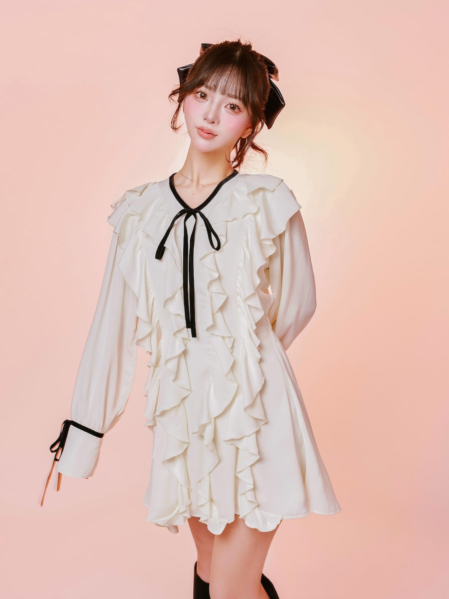 モデル:158cm(着用サイズ:FREE 着用カラー:WHT)