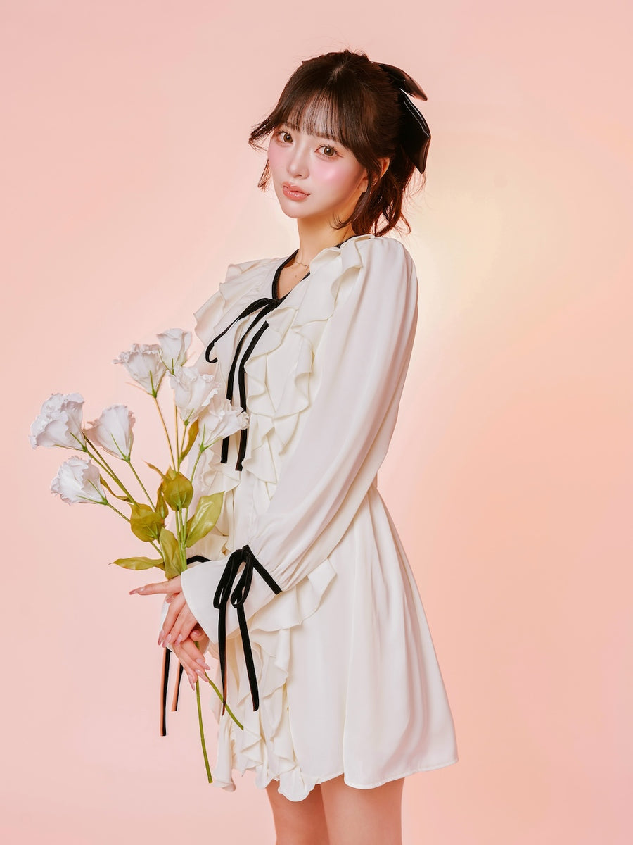 モデル:158cm(着用サイズ:FREE 着用カラー:WHT)