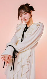モデル:158cm(着用サイズ:FREE 着用カラー:WHT)