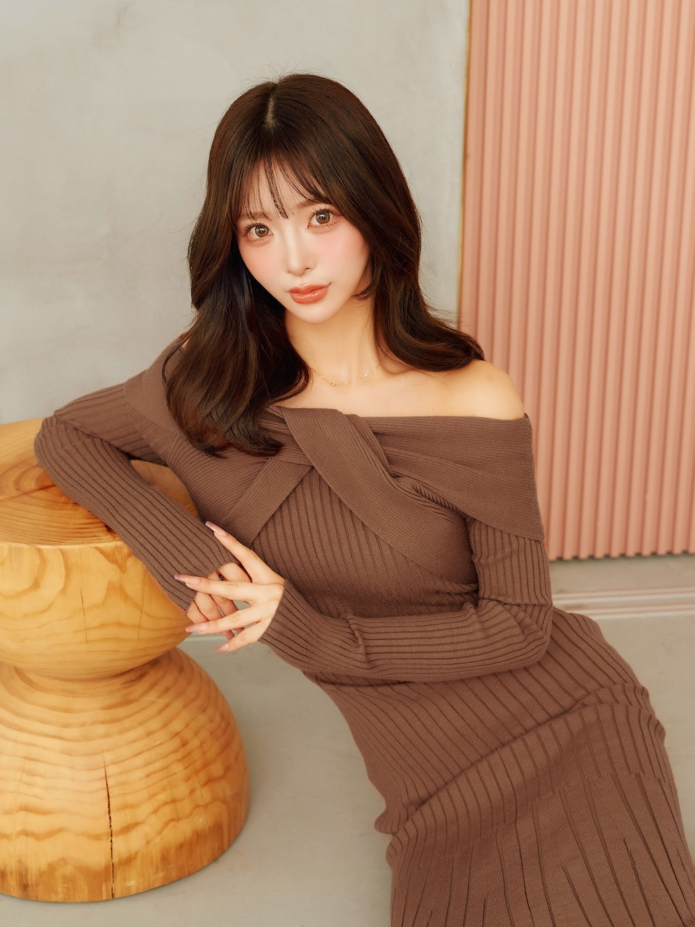 モデル:158cm(着用サイズ:FREE 着用カラー:BRN)