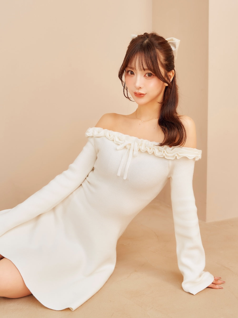 モデル:160cm(着用サイズ:FREE 着用カラー:WHT)
