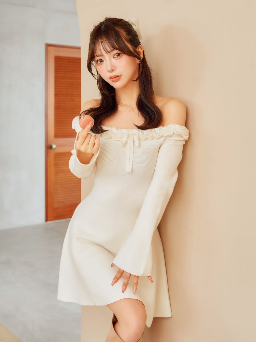 モデル:158cm(着用サイズ:FREE 着用カラー:WHT)