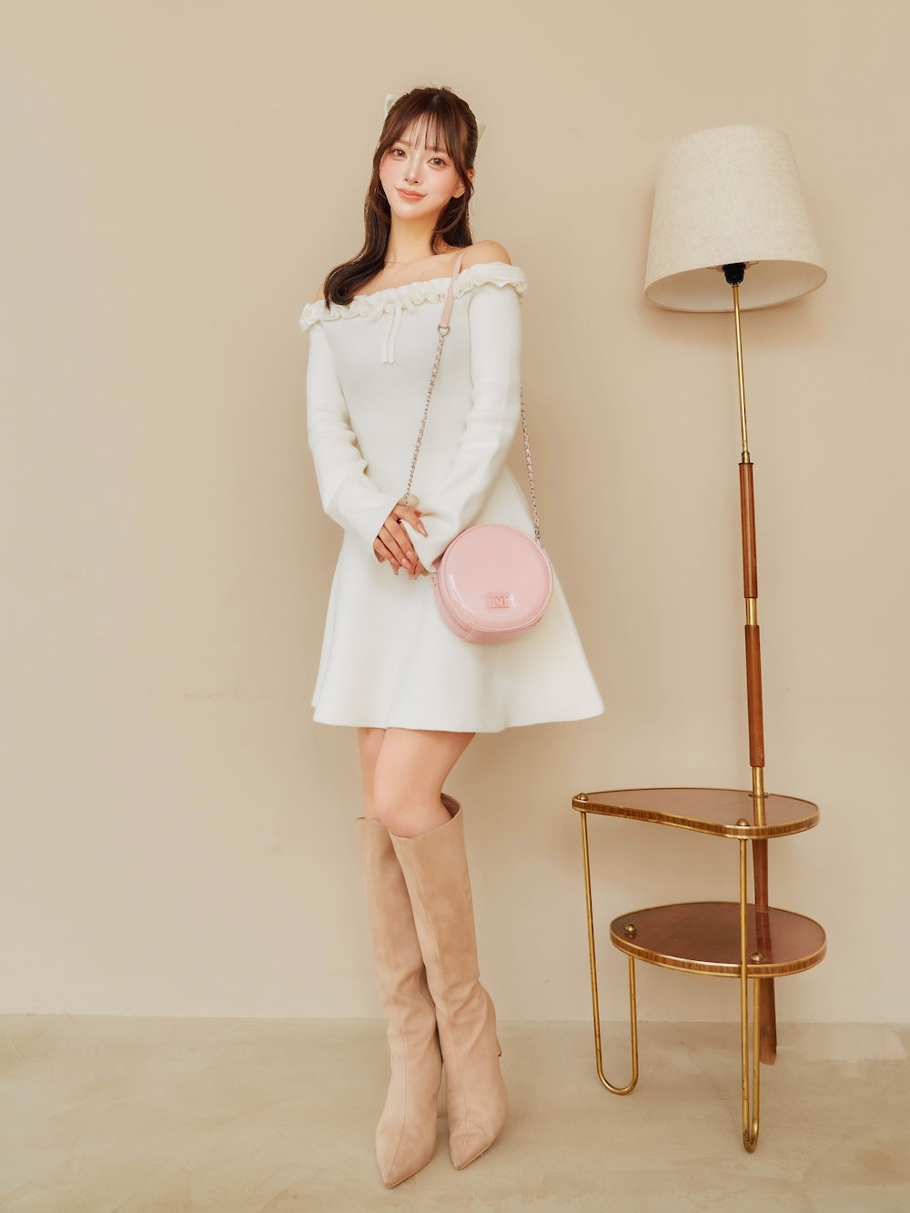 モデル:160cm(着用サイズ:FREE 着用カラー:WHT)