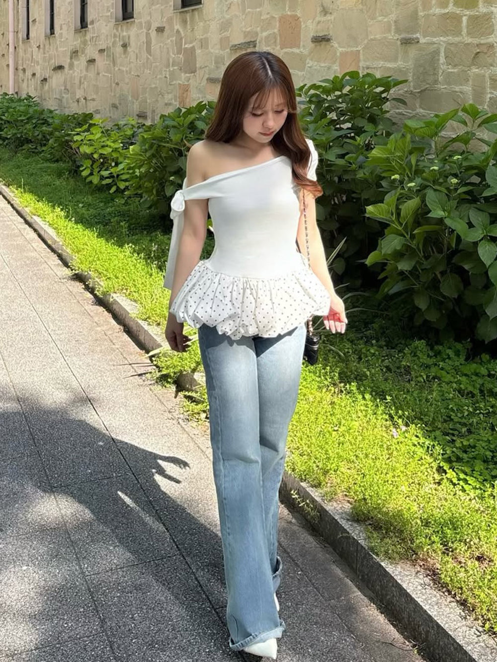 モデル:151cm(着用サイズ:FREE 着用カラー:WHT)