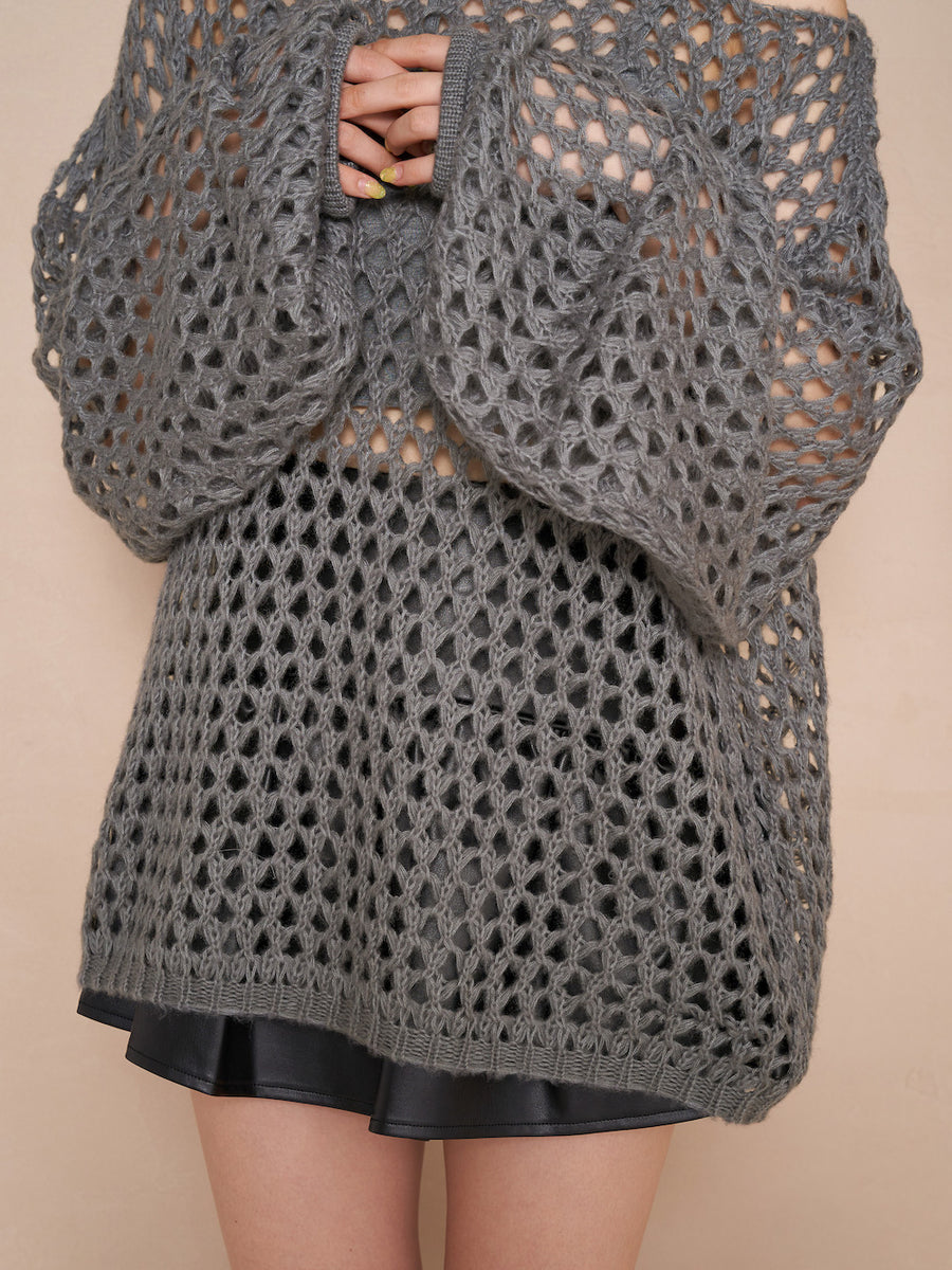 モデル:164cm(着用サイズ:FREE 着用カラー:GRY)