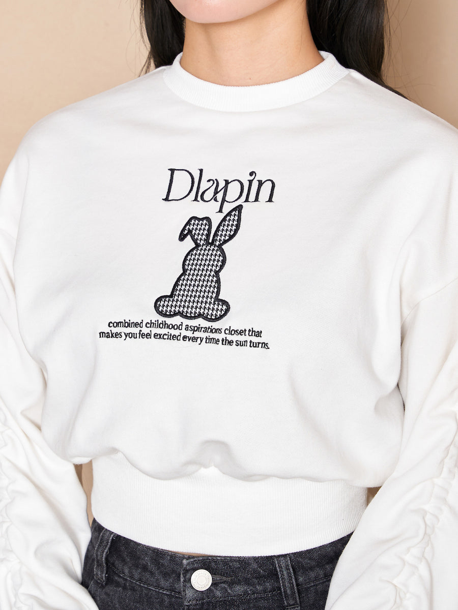 モデル:165cm(着用サイズ:FREE 着用カラー:BLK)