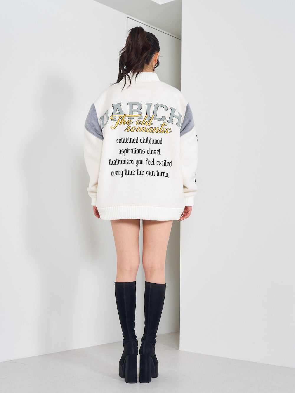 モデル:164cm(着用サイズ:FREE 着用カラー:WHT)