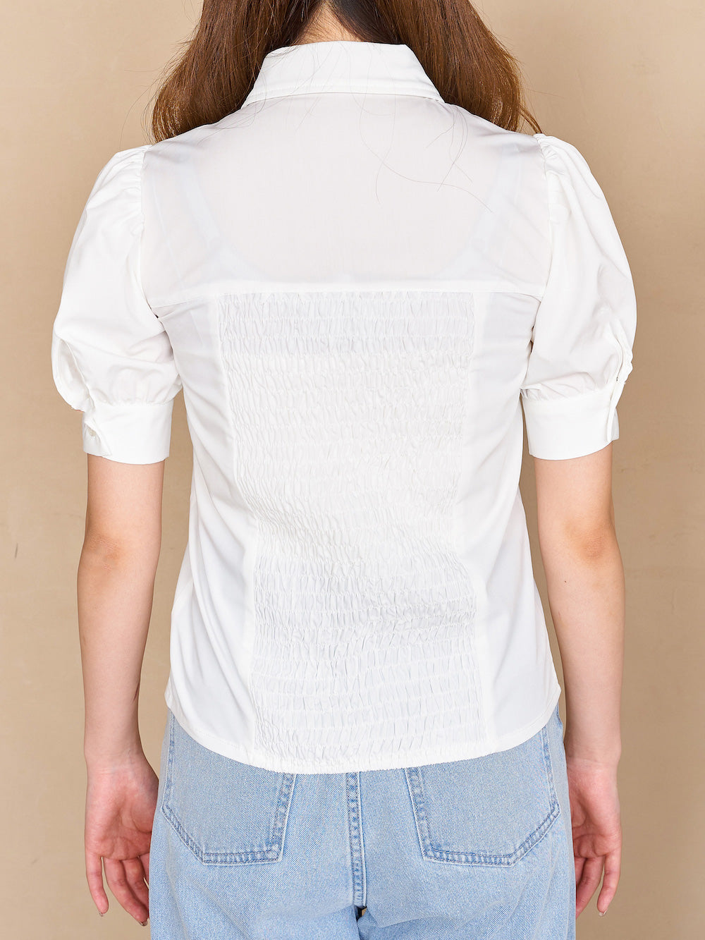 モデル:164cm(着用サイズ:FREE 着用カラー:WHT)