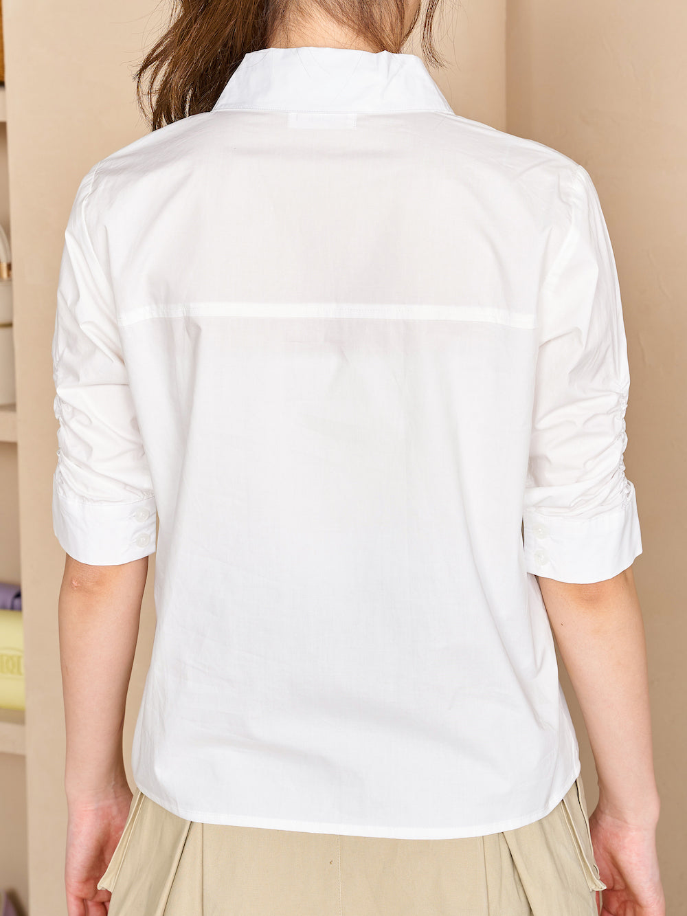 モデル:164cm(着用サイズ:FREE 着用カラー:WHT)