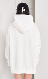モデル:164cm(着用サイズ:FREE 着用カラー:WHT)