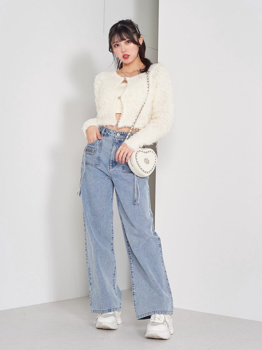 モデル:164cm(着用サイズ:FREE 着用カラー:WHT)