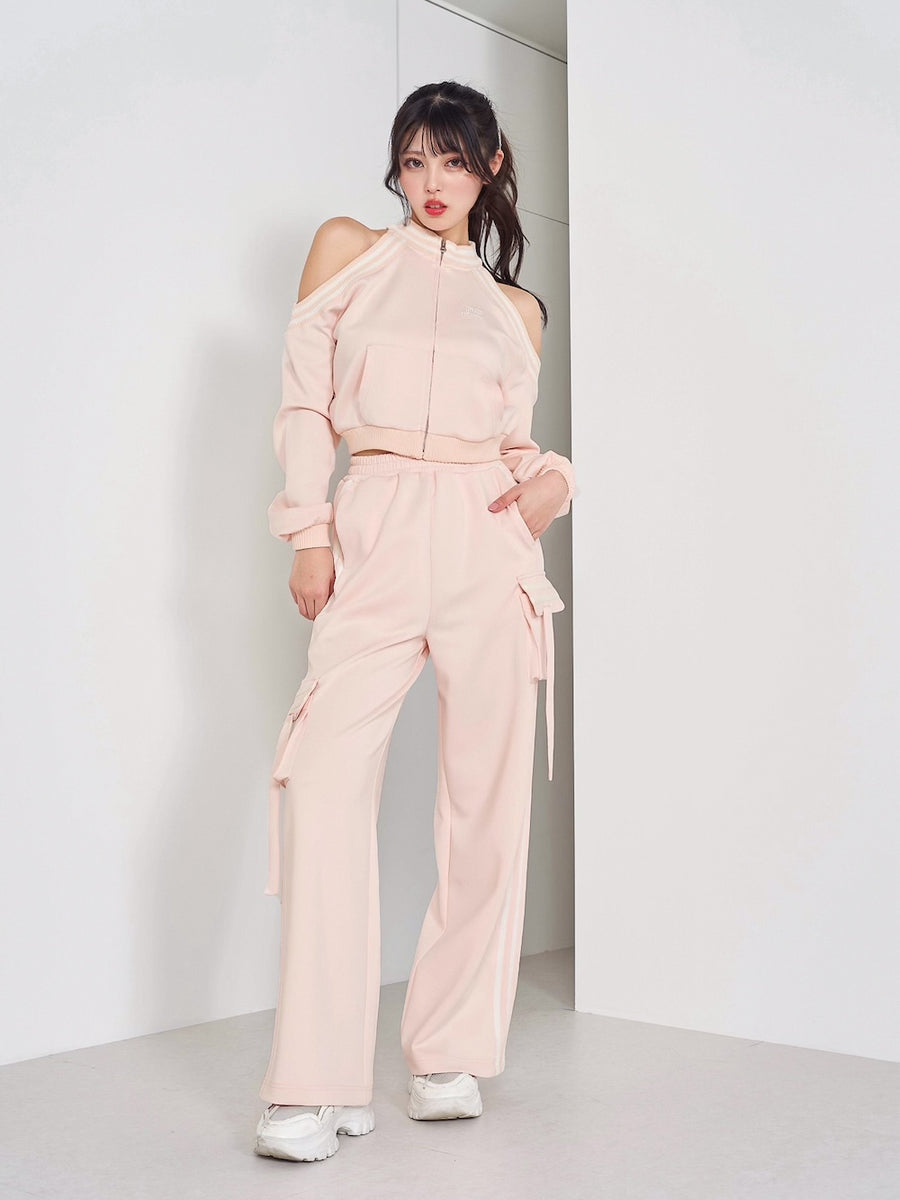 モデル:164cm(着用サイズ:FREE 着用カラー:PNK)