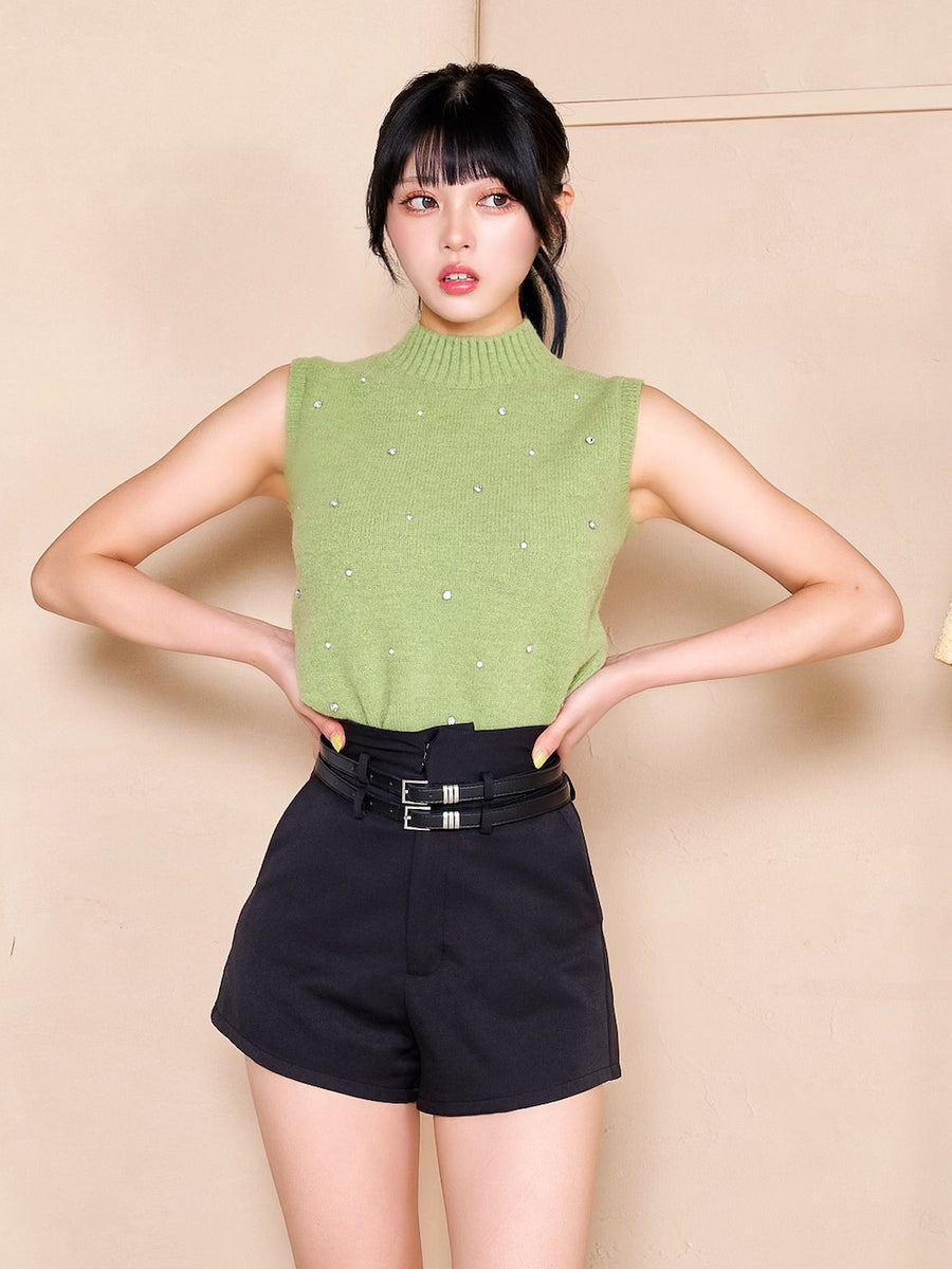 モデル:164cm(着用サイズ:FREE 着用カラー:GRN)