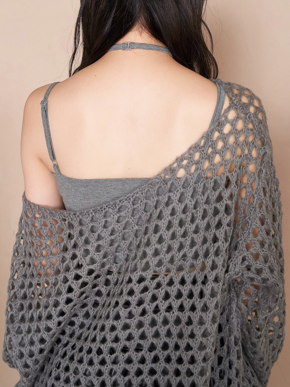 モデル:164cm(着用サイズ:FREE 着用カラー:GRY)