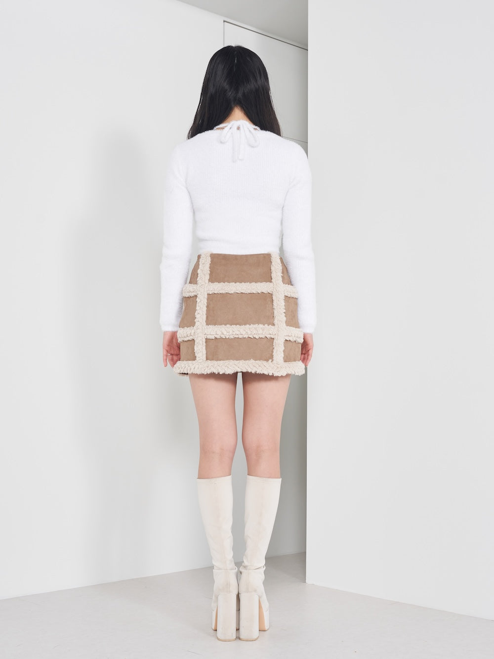 モデル:164cm(着用サイズ:FREE 着用カラー:WHT)