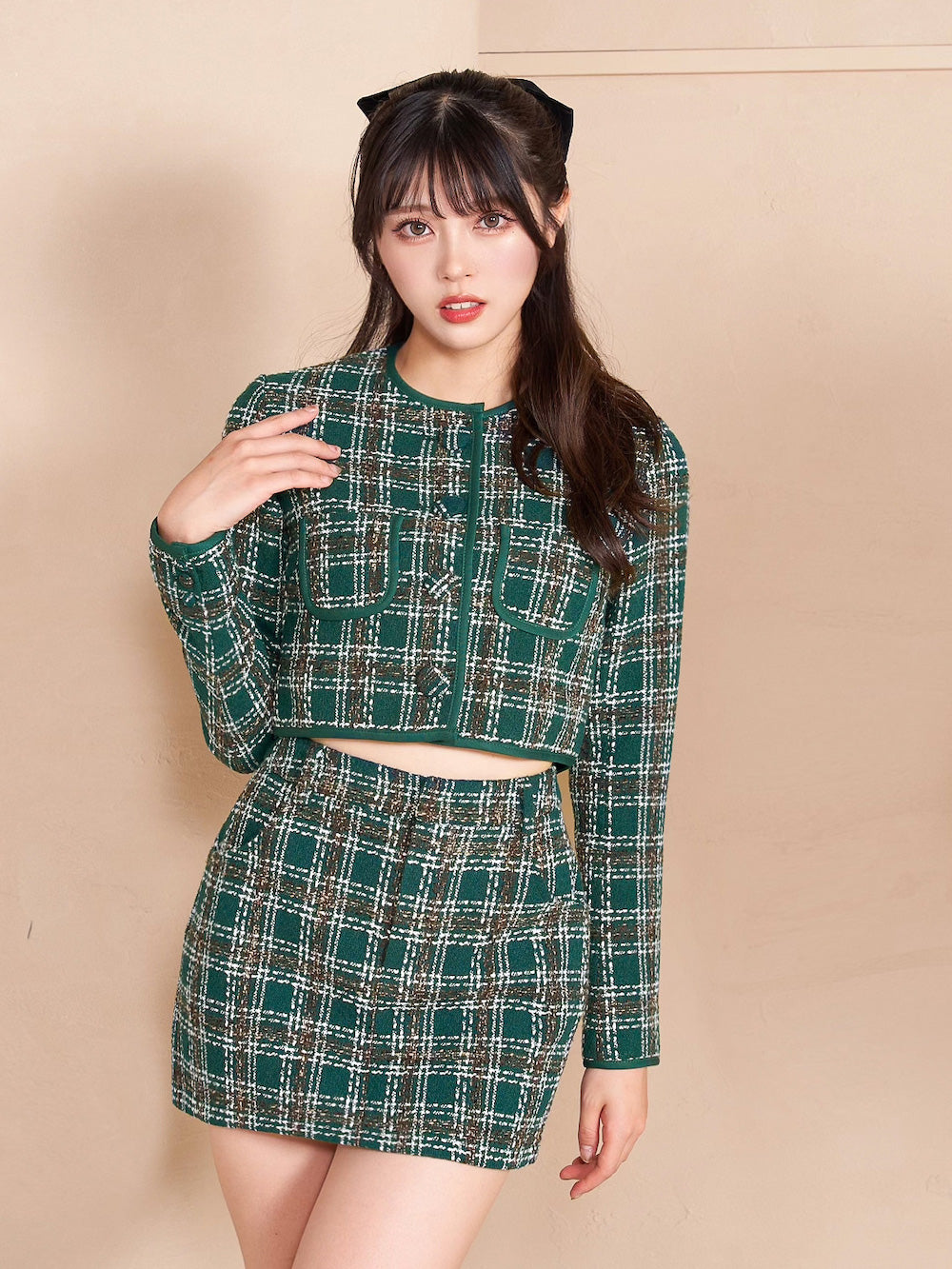 モデル:164cm(着用サイズ:FREE 着用カラー:GRN)