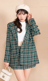 モデル:164cm(着用サイズ:FREE 着用カラー:GRN)