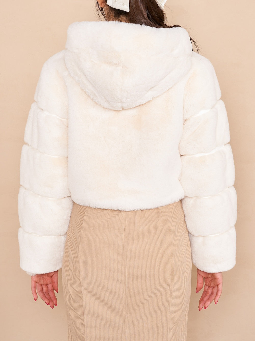 モデル:164cm(着用サイズ:FREE 着用カラー:WHT)