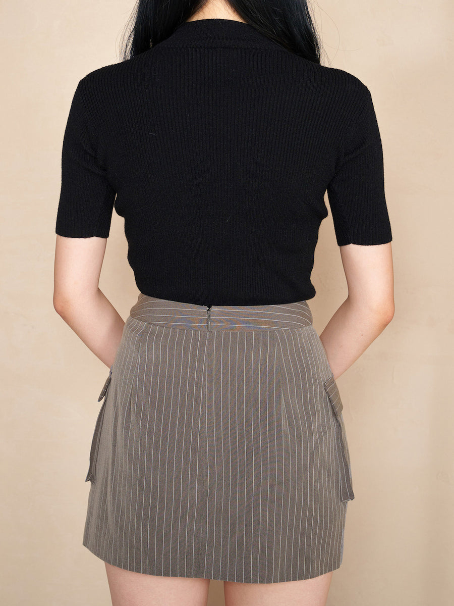 モデル:160cm(着用サイズ:FREE 着用カラー:BLK)