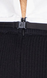 モデル:160cm(着用サイズ:FREE 着用カラー:BLK)