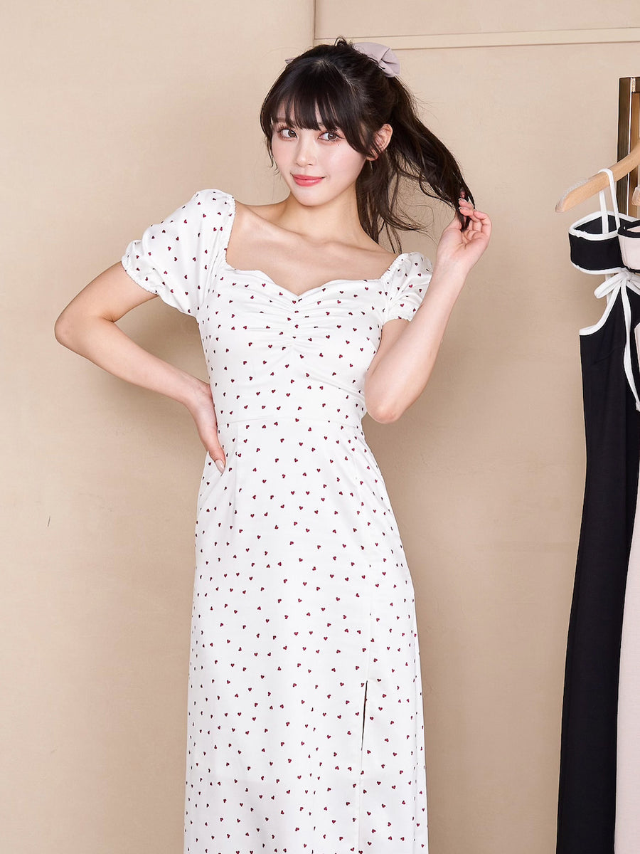 モデル:164cm(着用サイズ:FREE 着用カラー:IVO)