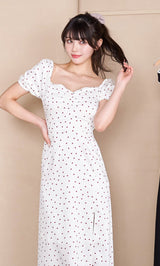 モデル:164cm(着用サイズ:FREE 着用カラー:IVO)