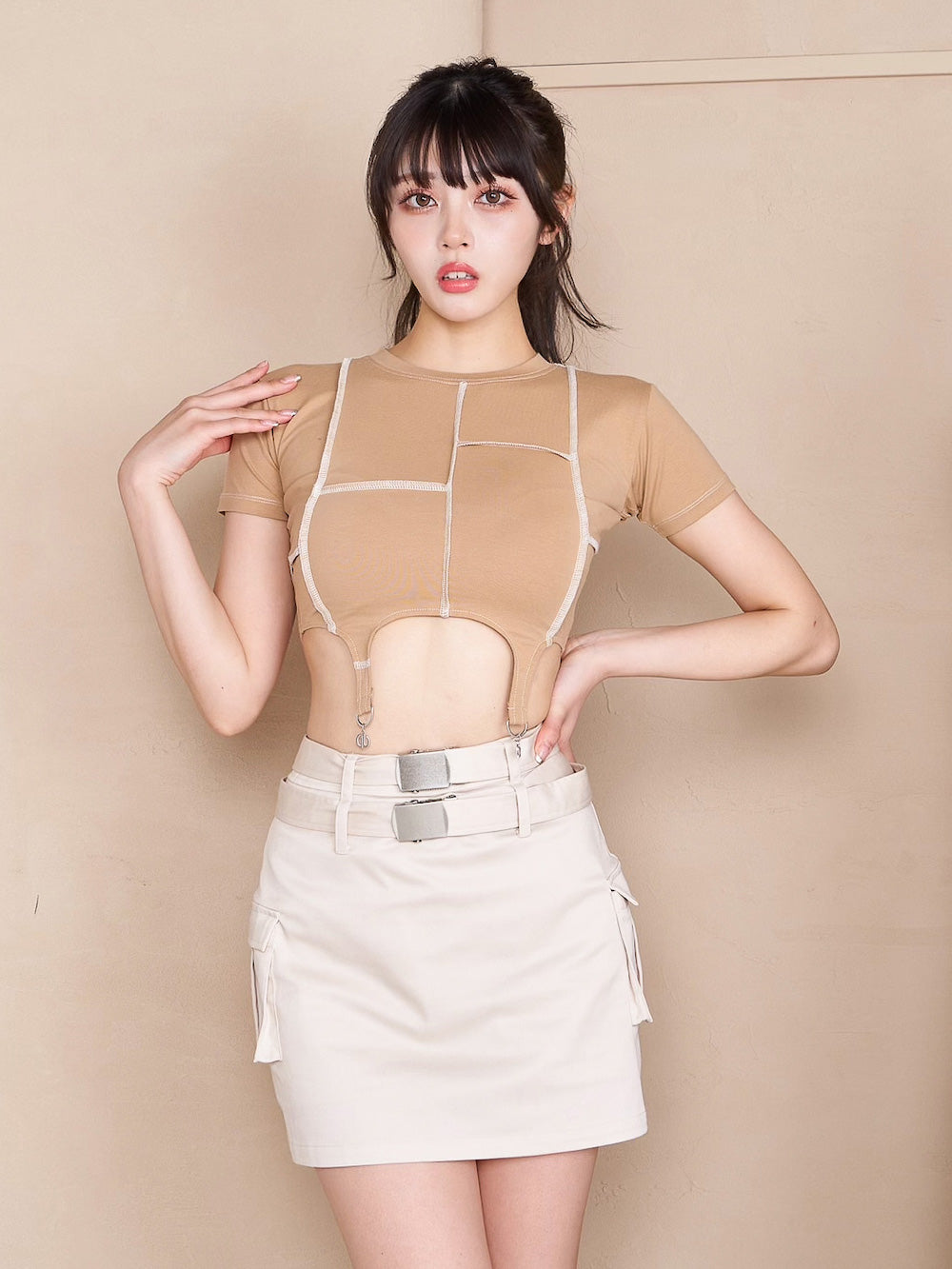 モデル:164cm(着用サイズ:FREE 着用カラー:BEG)