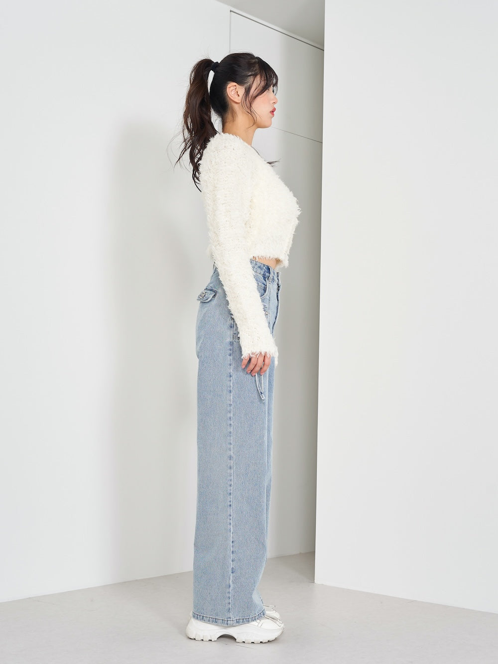 モデル:164cm(着用サイズ:FREE 着用カラー:WHT)