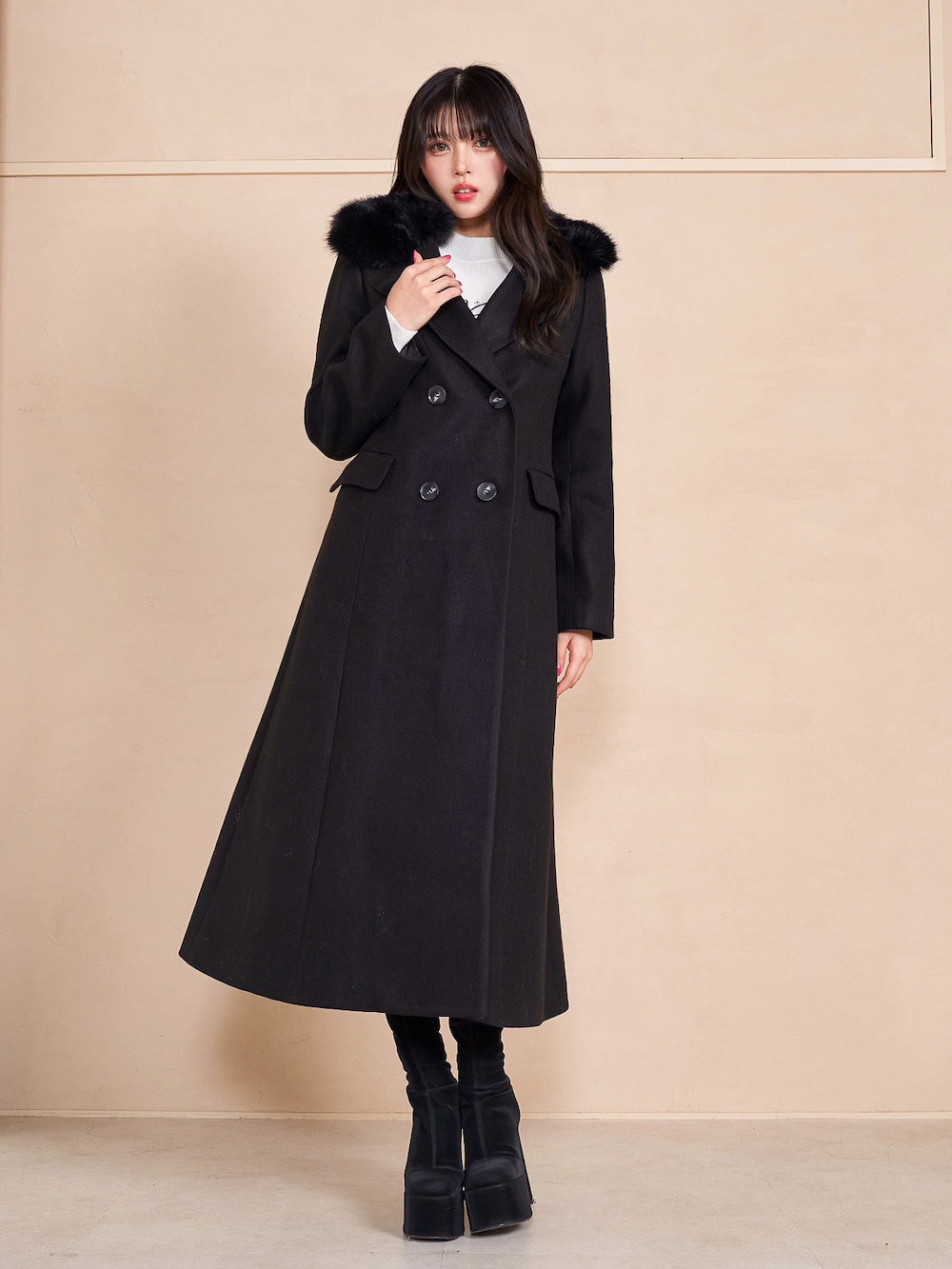 モデル:164cm(着用サイズ:FREE 着用カラー:BLK)