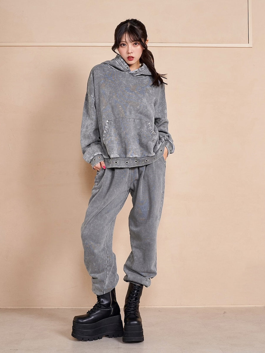 モデル:164cm(着用サイズ:FREE 着用カラー:C-GRY)