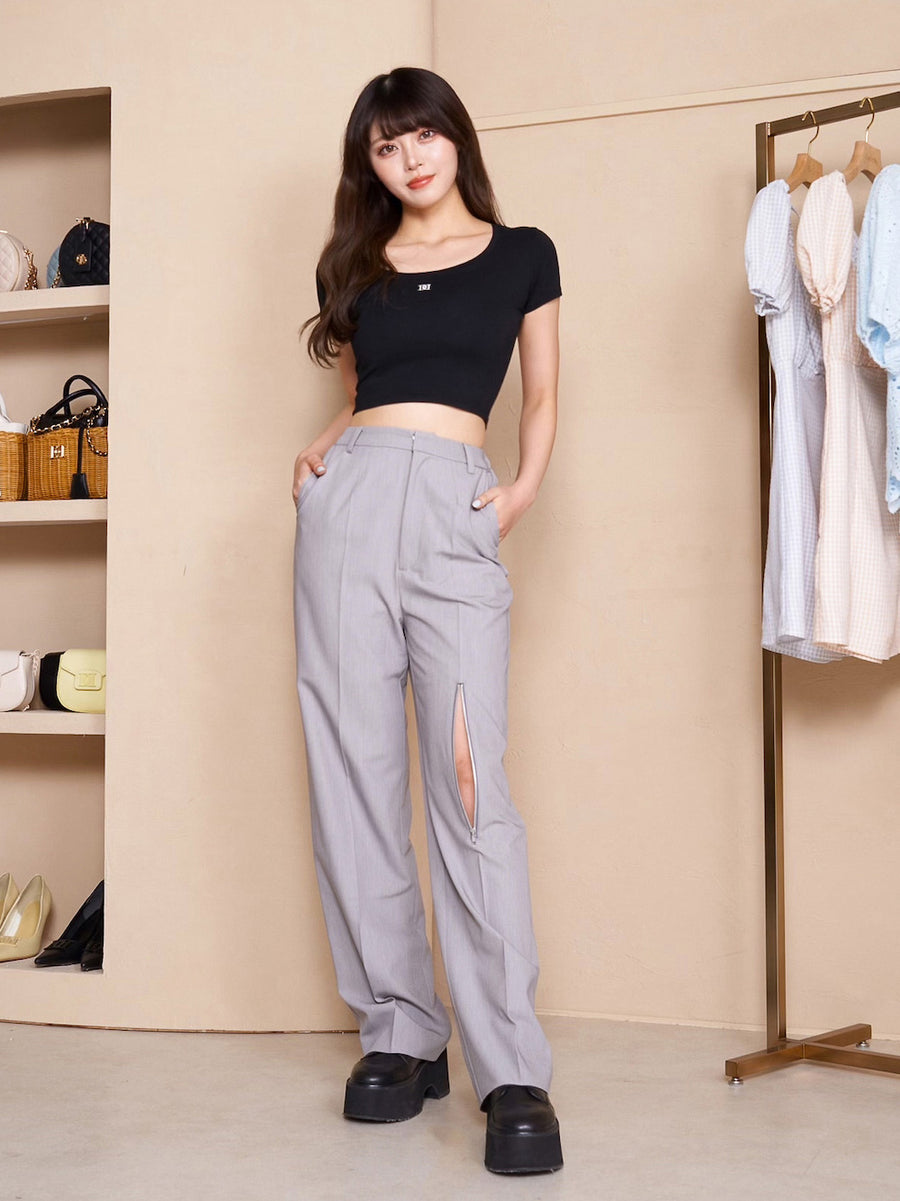 モデル:164cm(着用サイズ:FREE 着用カラー:GRY)
