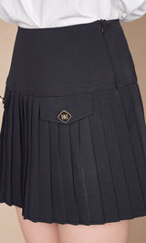 モデル:164cm(着用サイズ:S 着用カラー:BLK)