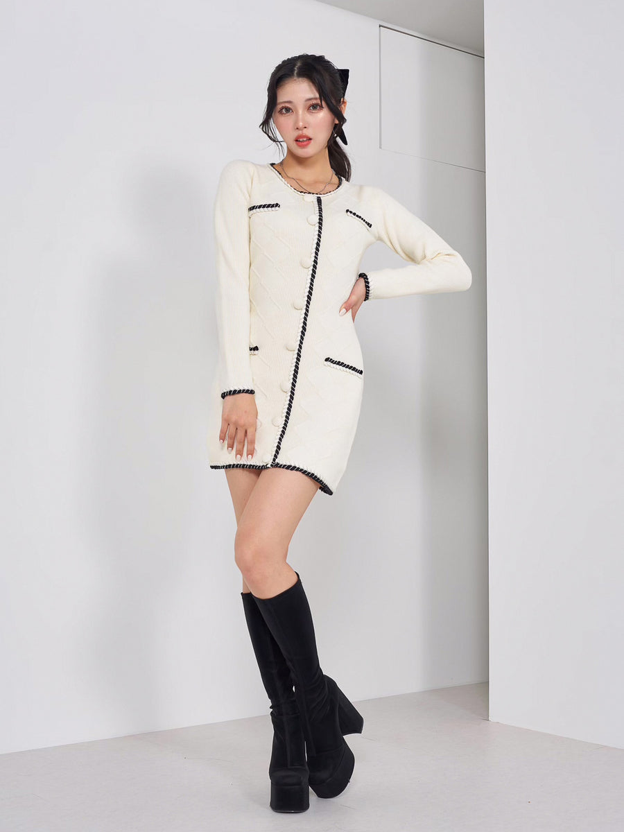 モデル:164cm(着用サイズ:FREE 着用カラー:IVO)