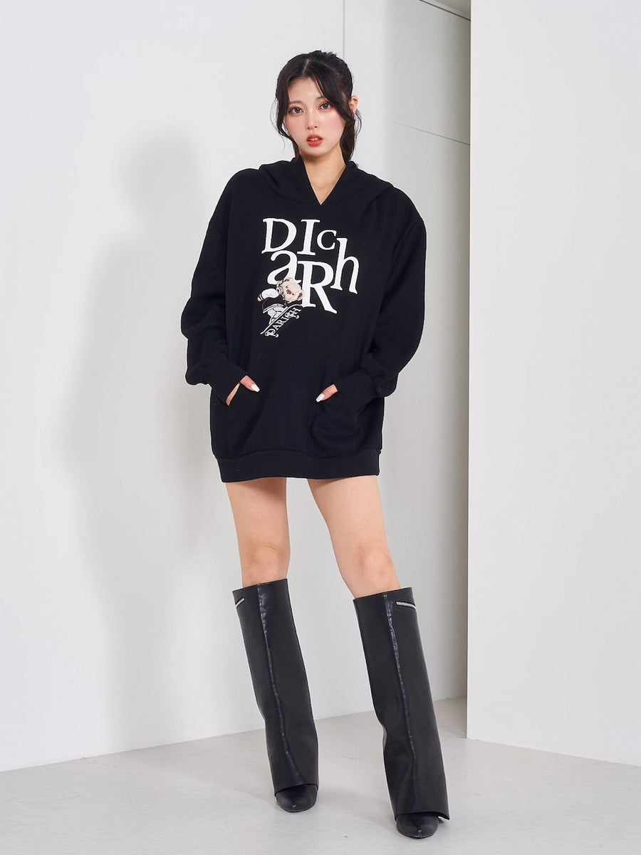 モデル:164cm(着用サイズ:FREE 着用カラー:BLK)
