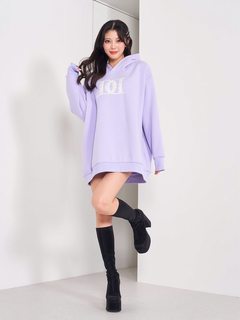 モデル:164cm(着用サイズ:FREE 着用カラー:PUR)