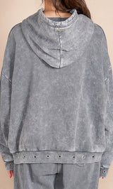 モデル:164cm(着用サイズ:FREE 着用カラー:C-GRY)
