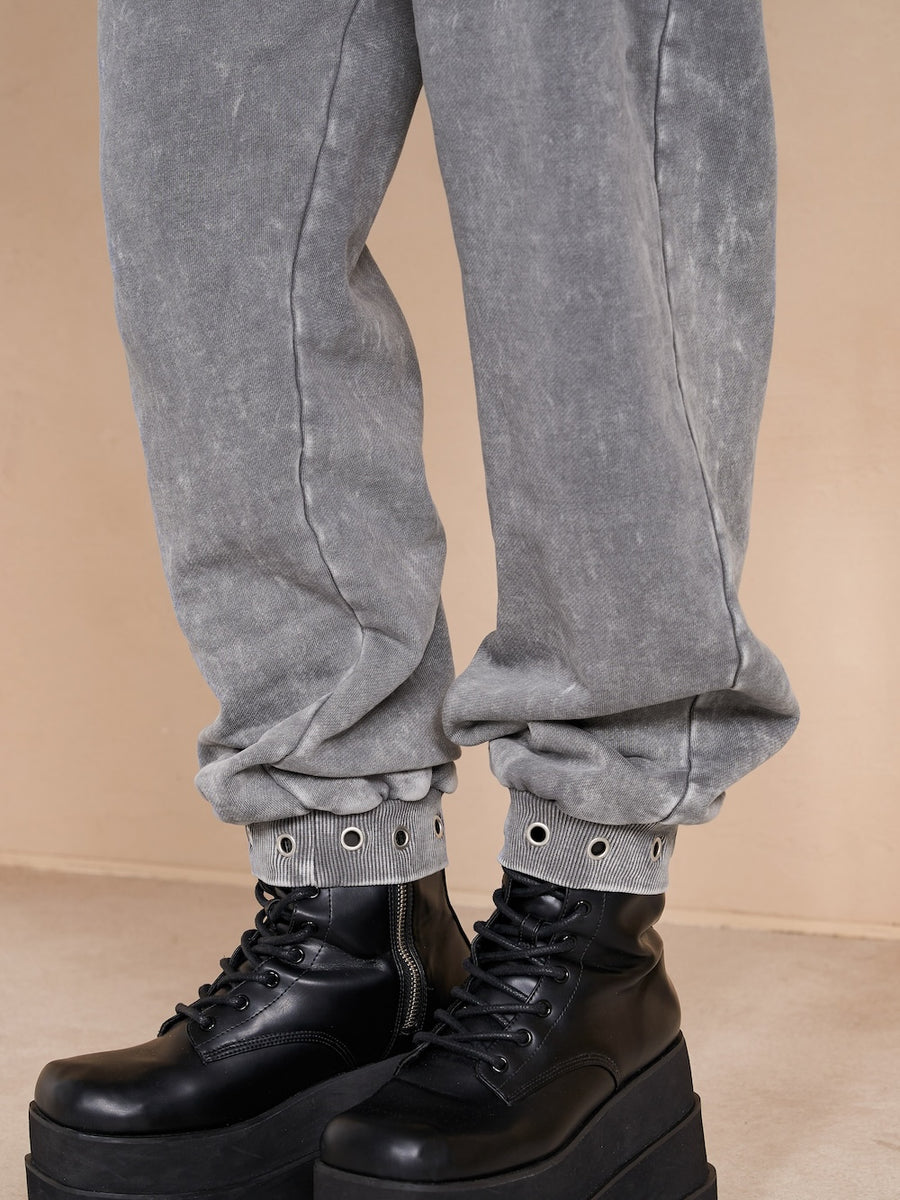 モデル:164cm(着用サイズ:FREE 着用カラー:C-GRY)