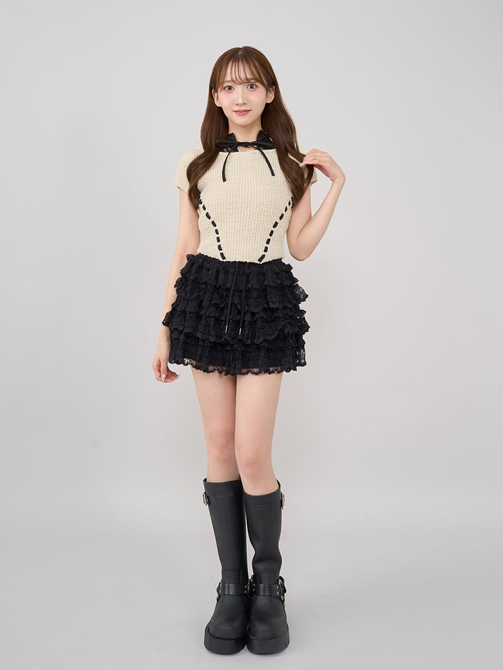モデル:160cm(着用サイズ:FREE 着用カラー:IVO)