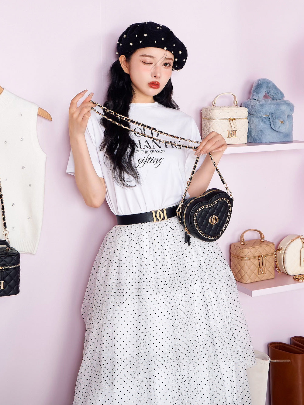 モデル:160cm(着用サイズ:FREE 着用カラー:WHT)