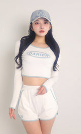 モデル:160cm(着用サイズ:FREE 着用カラー:WHT)