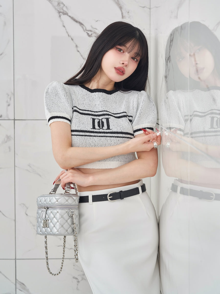 モデル:160cm(着用サイズ:FREE 着用カラー:WHT)
