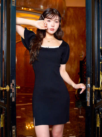 モデル:160cm(着用サイズ:FREE 着用カラー:BLK)