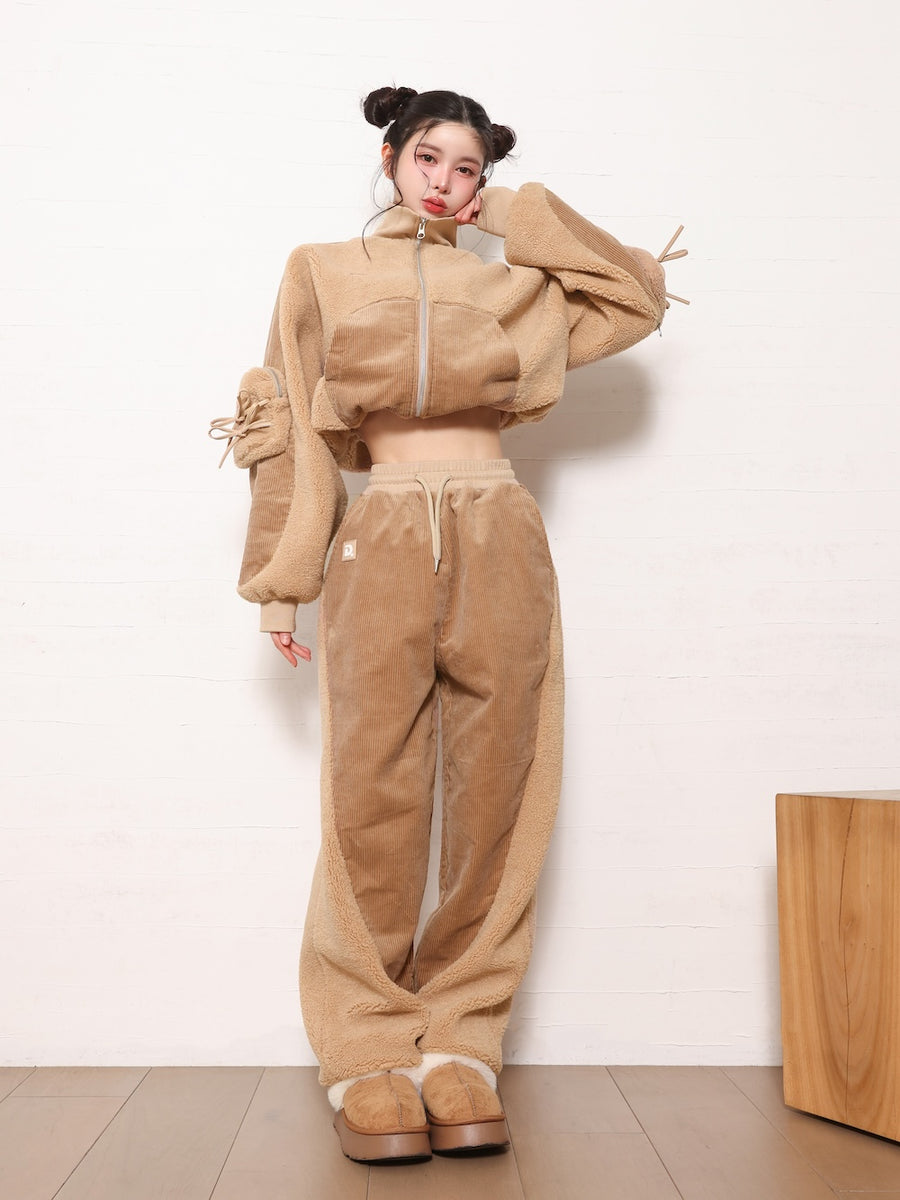 モデル:160cm(着用サイズ:FREE 着用カラー:BEG)