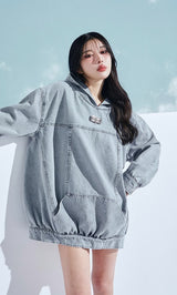 モデル:160cm(着用サイズ:FREE 着用カラー:BLU)