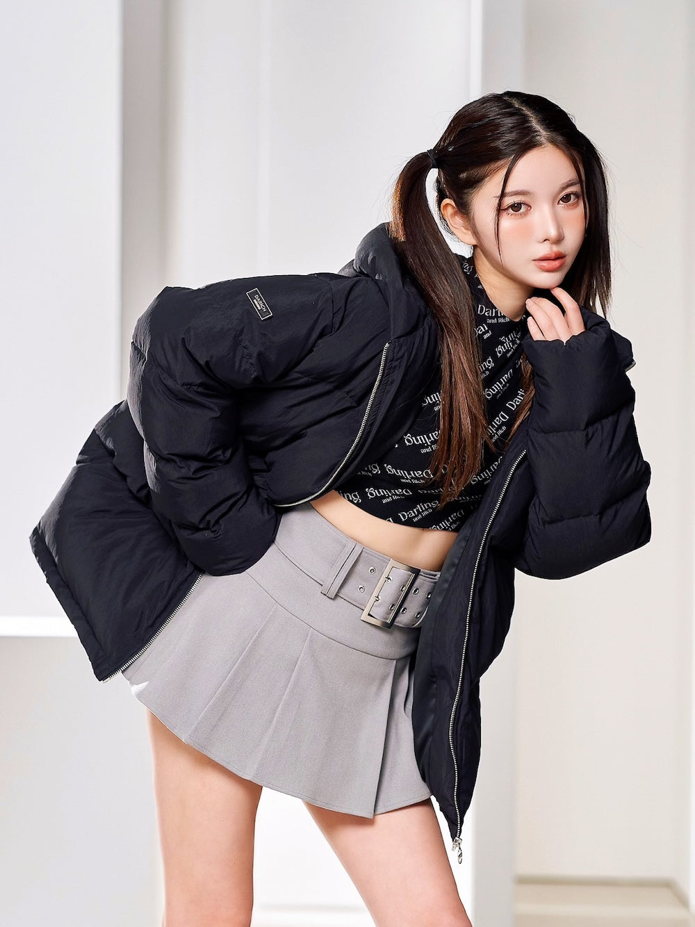 モデル:160cm(着用サイズ:FREE 着用カラー:BLK)