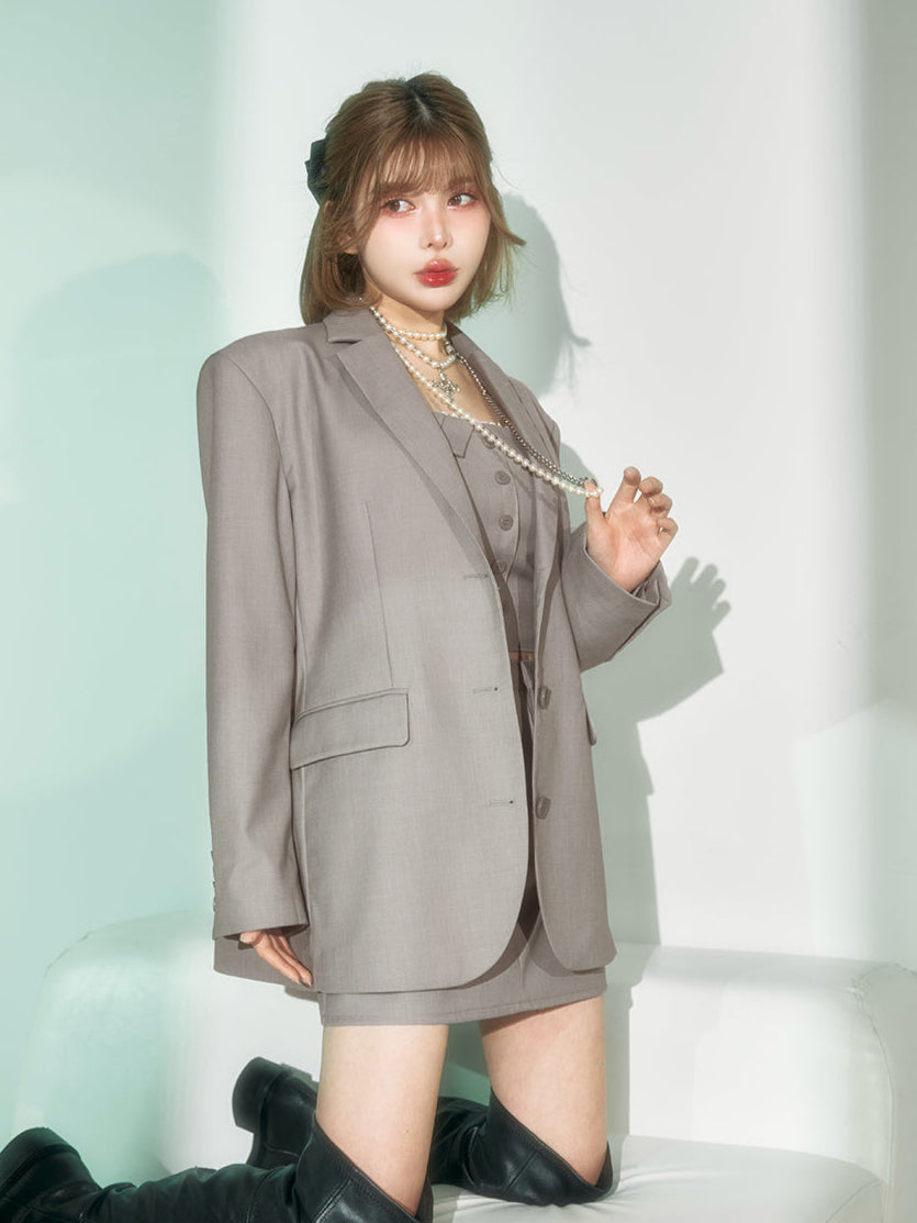 モデル:160cm(着用サイズ:FREE 着用カラー:GRY)