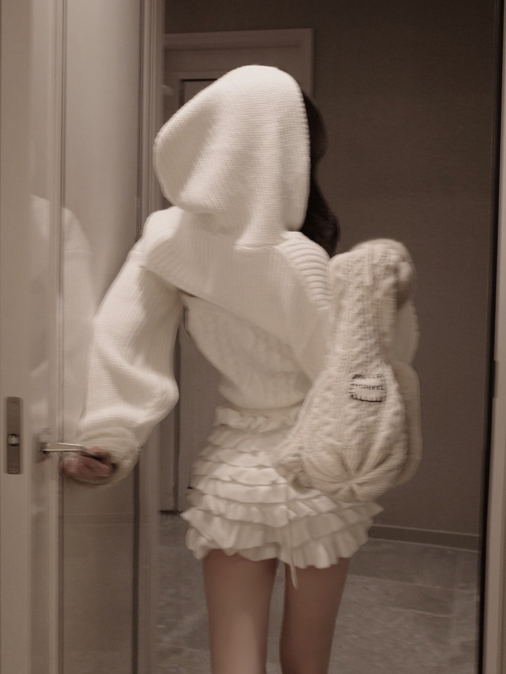 モデル:160cm(着用サイズ:FREE 着用カラー:WHT)