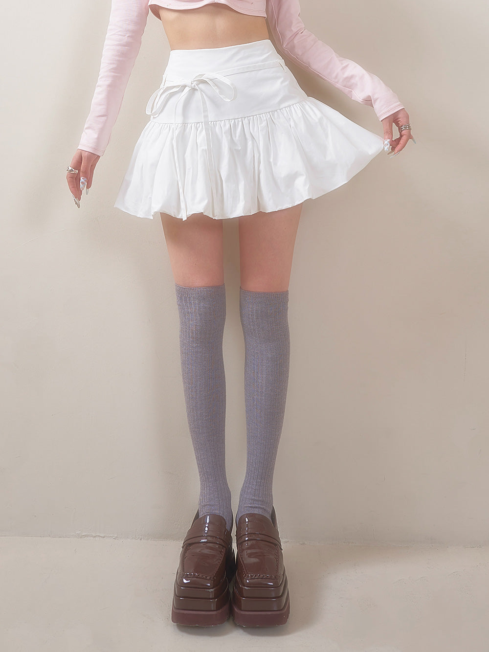 モデル:160cm(着用サイズ:FREE 着用カラー:WHT)